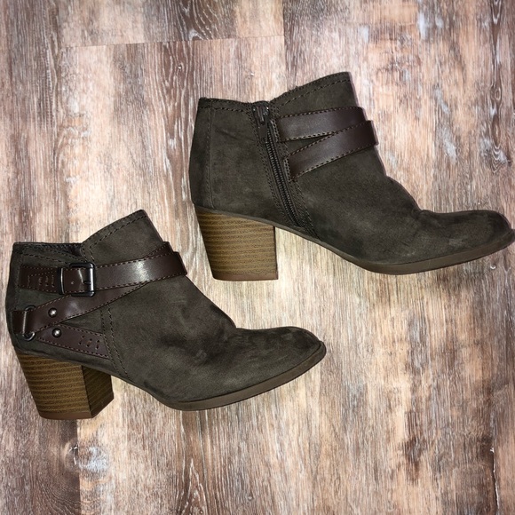 Indigo rd. brown ankle boots Size 7 1/2 M - Picture 2 of 8